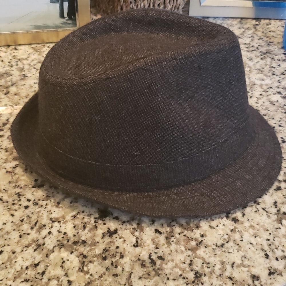 Gray Thread Hat